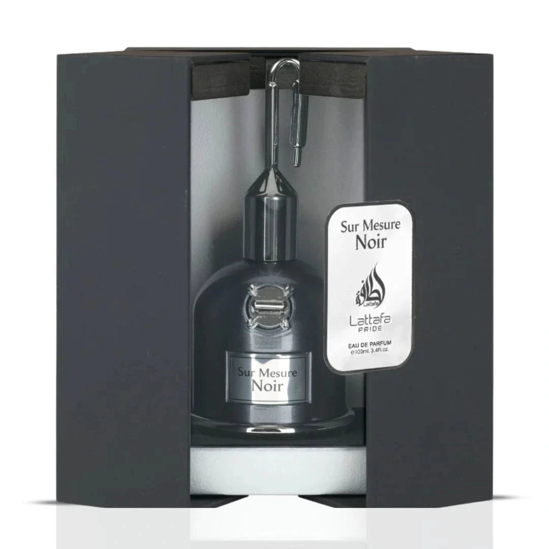 Sur Mesure Noir Eau De Parfum Spray 100ml (3.4 oz) by Lattafa Pride